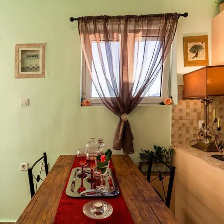 דירה Bougainvillea Garden Retreats - Near The Beach *