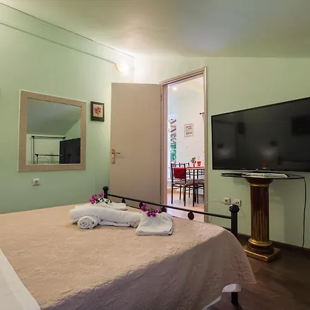 Bougainvillea Garden Retreats - Near The Beach Apartamento Farai