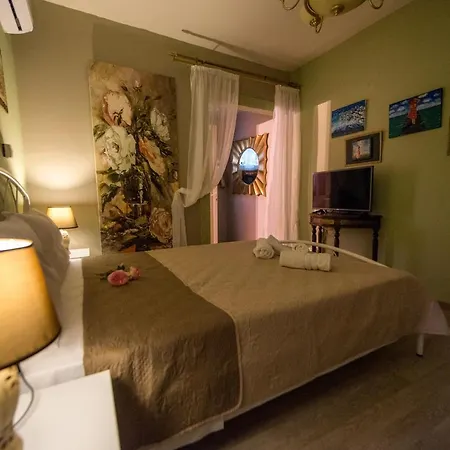 Bougainvillea Garden Retreats - Near The Beach דירה *