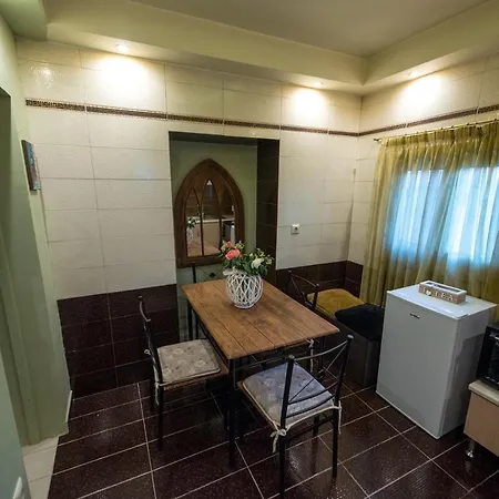 Bougainvillea Garden Retreats - Near The Beach דירה Faraí